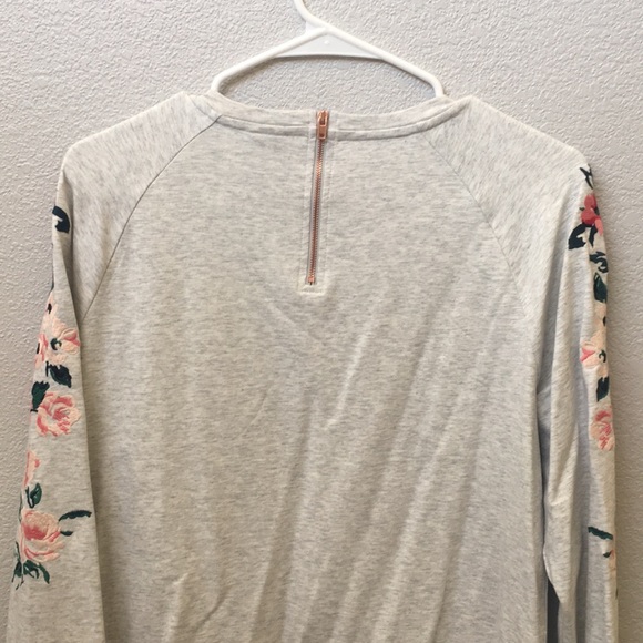 Target Womens long sleeve floral too size medium - Picture 4 of 4